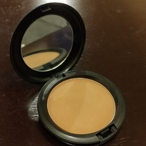 MAC cosmetics matte bronze.
